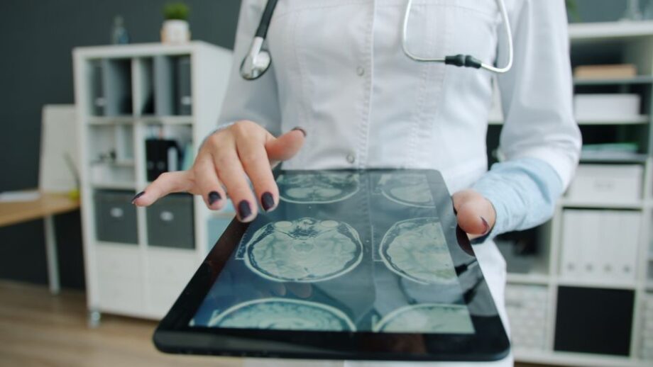 The Intersection of Technology and Healthcare: Exploring Innovations in Medical Science